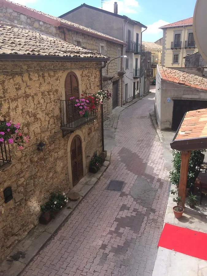 Hotel Sant'Anna Floresta 3*,